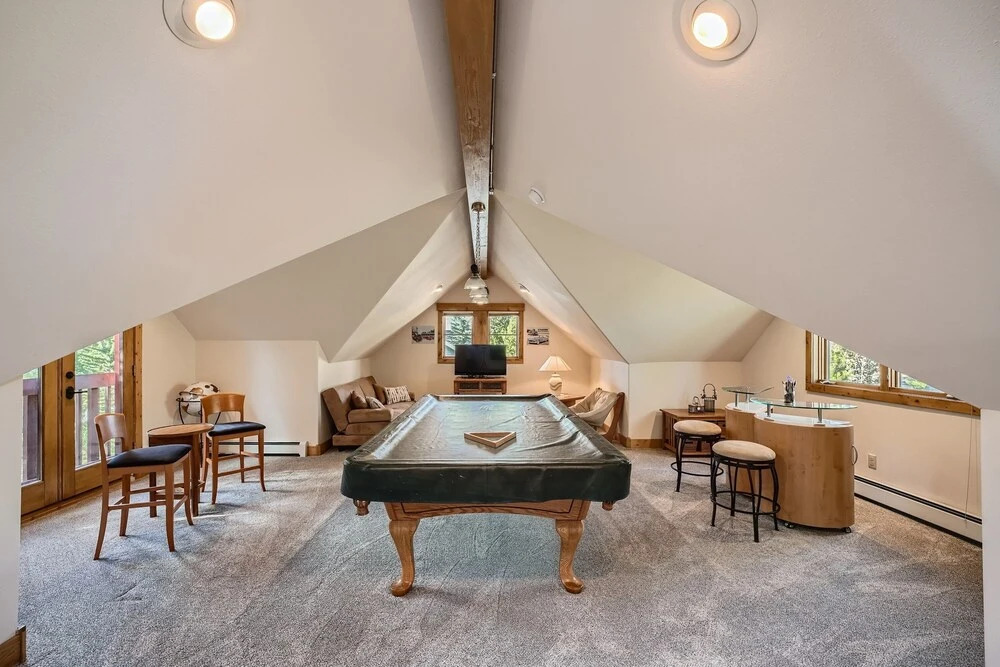 A-116wf 4 Bedroom Home by RedAwning