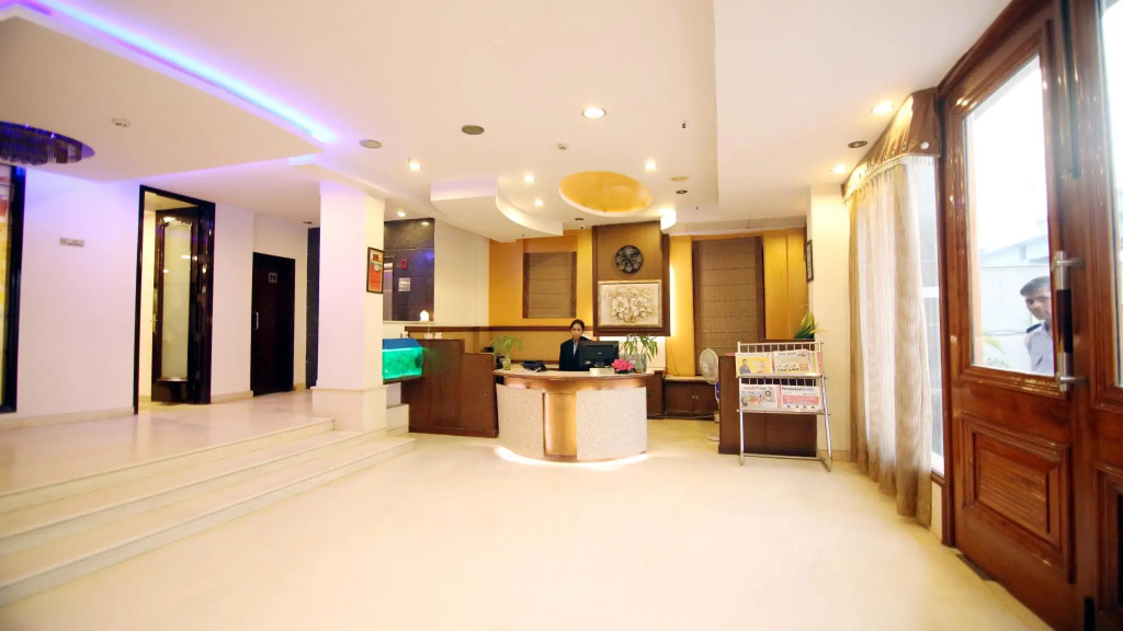 Rousha Inn