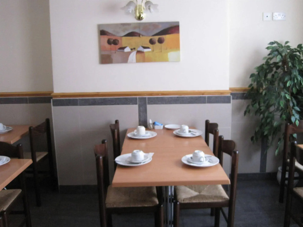 Elmwood Hotel