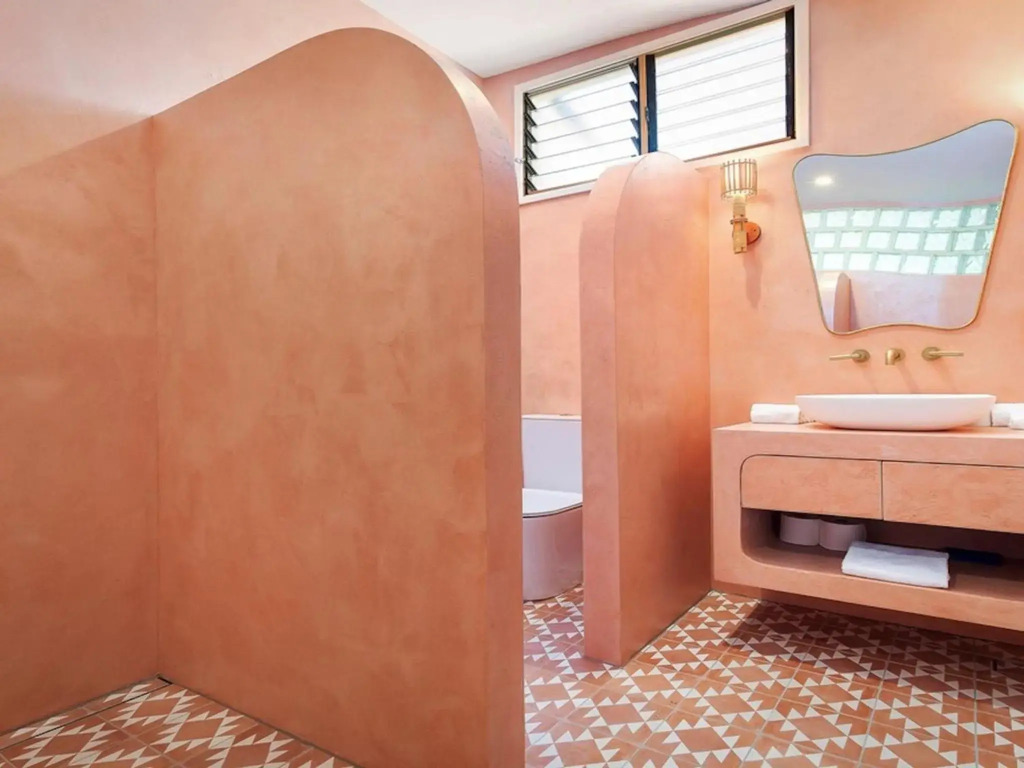Le Dog Beach Club - chic home with pool