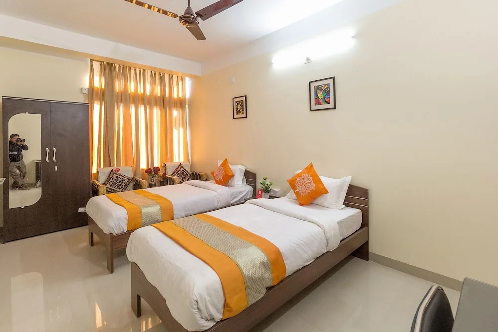 OYO 8209 Home Stay Down Town