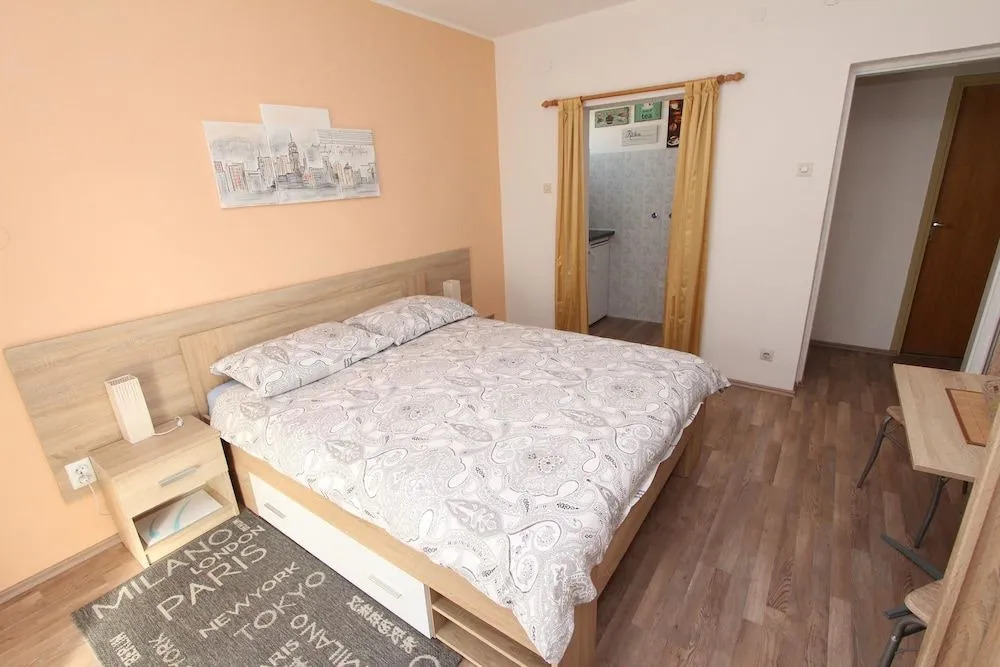 Apartments Eva