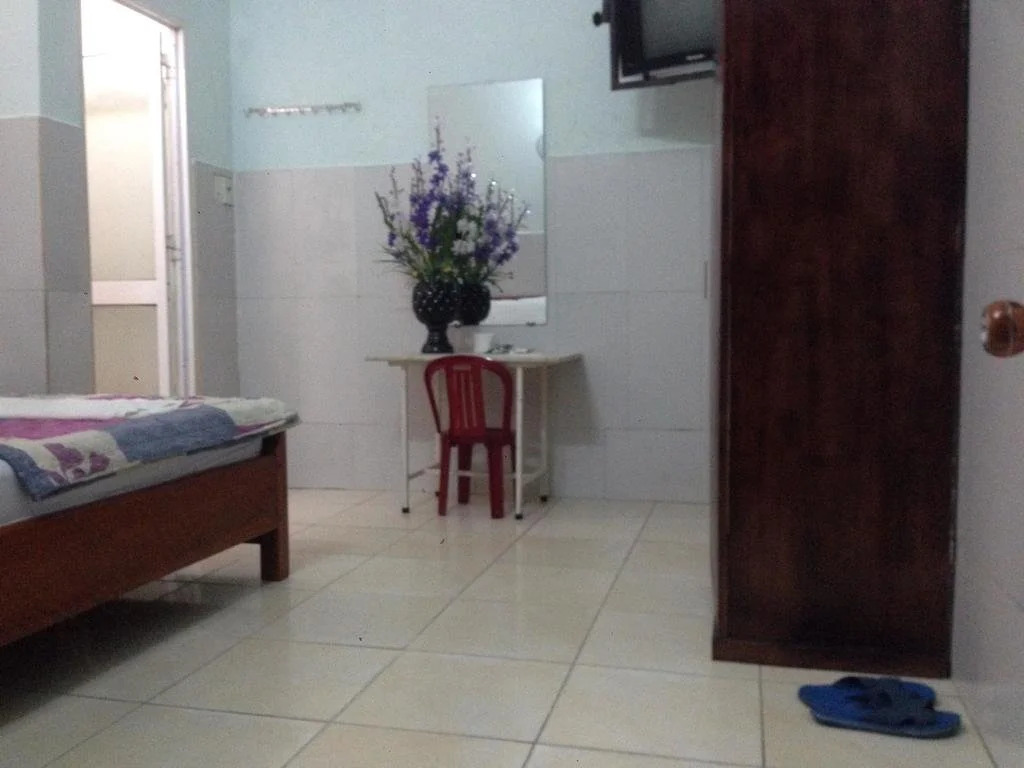 Scorpion Hotel