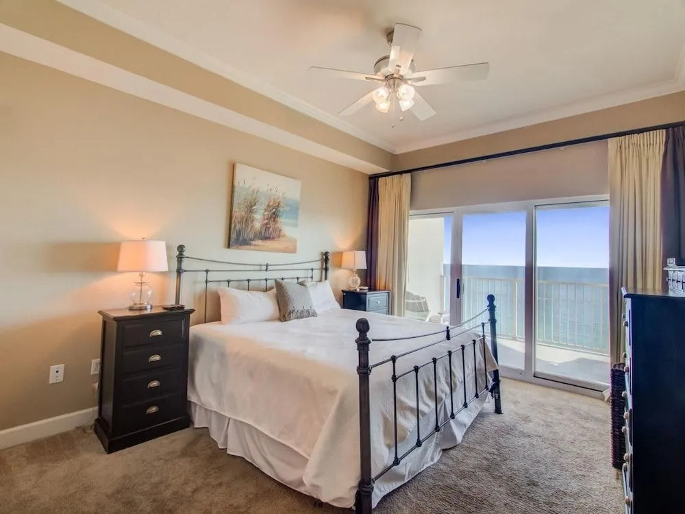 Penthouse with panoramic view of Gulf Shores