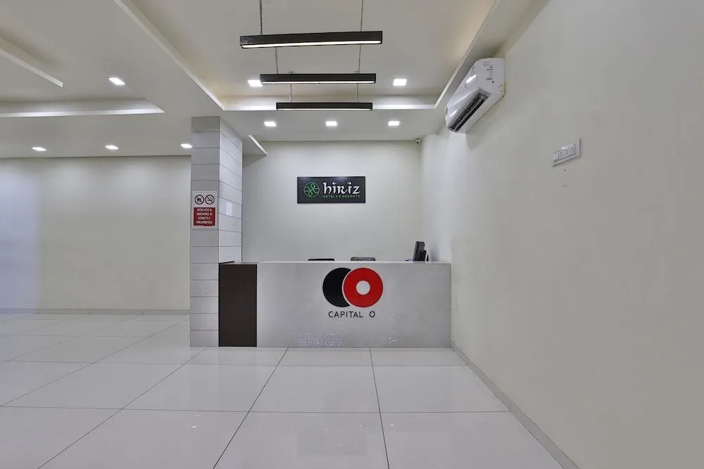 Capital O 41581 Hiriz Hotel