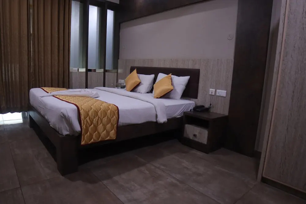 Hotel O IBRAS Residency Trichy
