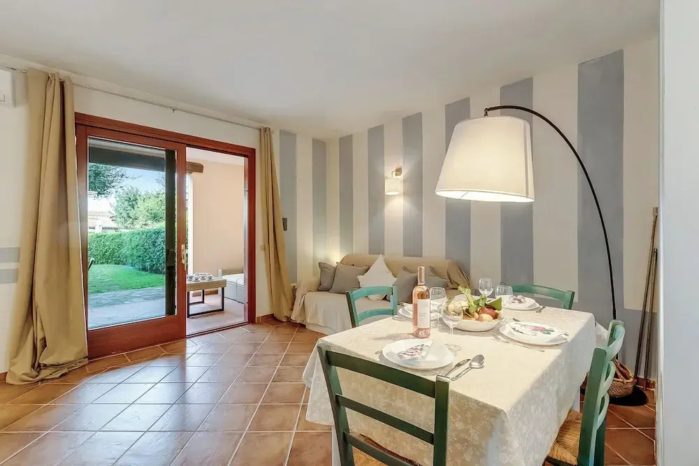 Il Borgo 10/5 700m From The Beach