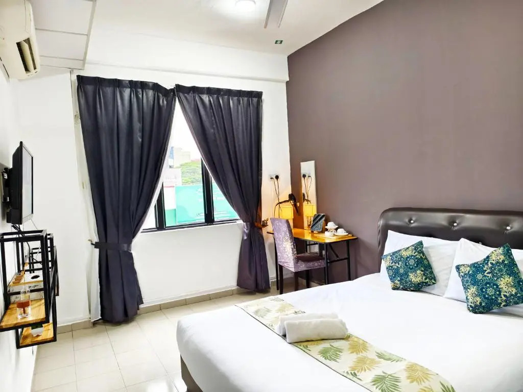 Salaam Suites Hotel