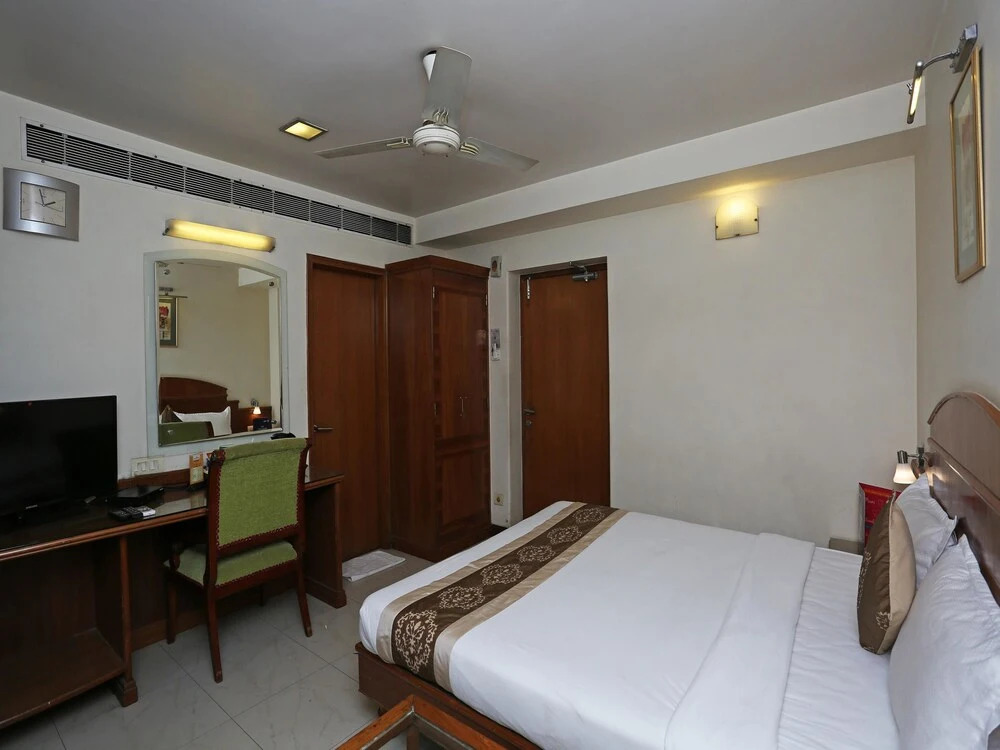 Capital O 2827 Hotel Aditya