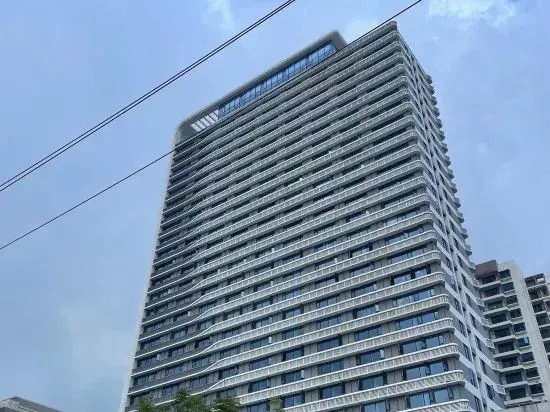 Poleon Service Apartment