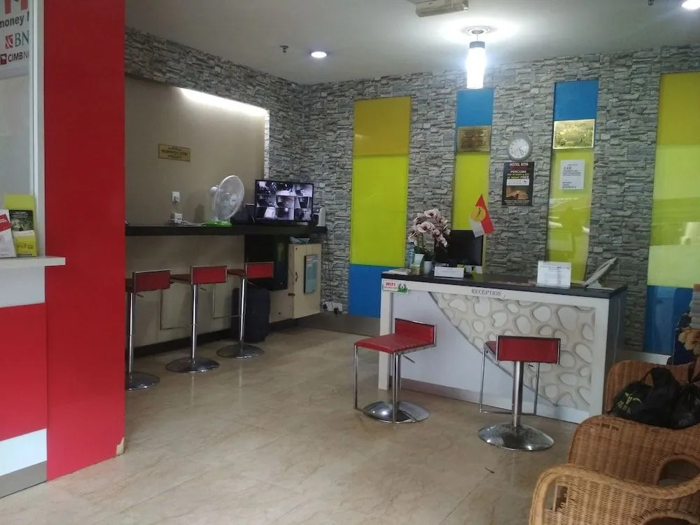 OYO 89903 MS City Hotel