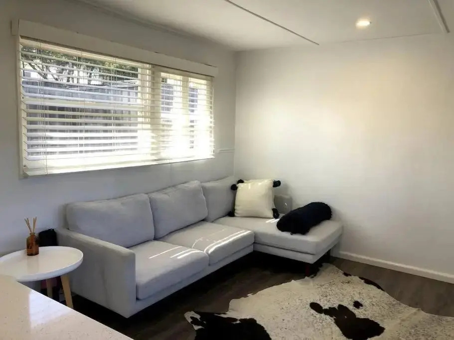 Adorable 1 bedroom guesthouse with firepit