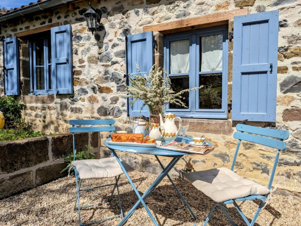 Cabane de Vigne en Auvergne pour Escapade Romantique - FR-1-582-74