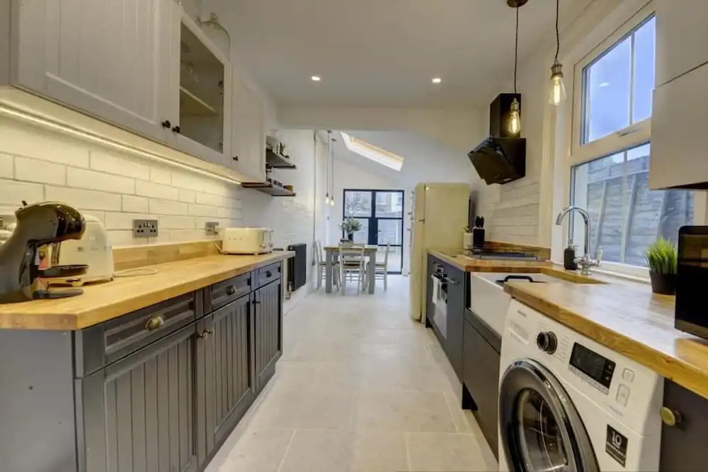 Host Stay York Street