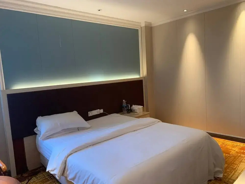 A1 Royal hotel Riverside