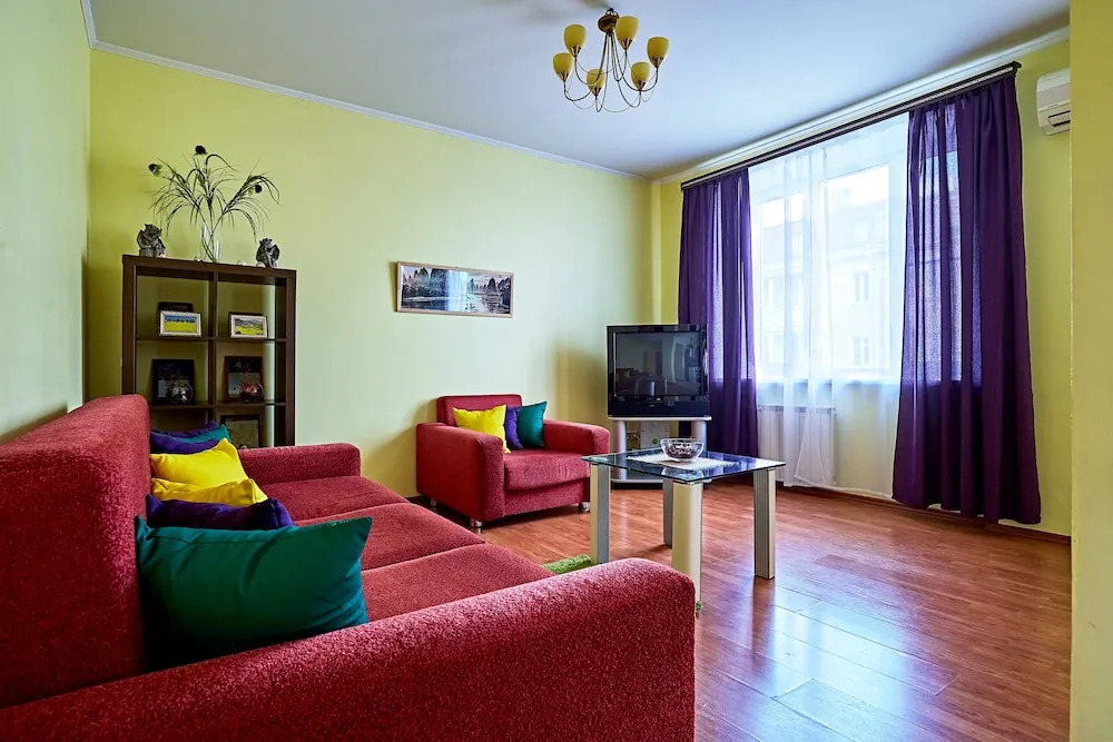 Dream House Apartment Staropimenovskiy