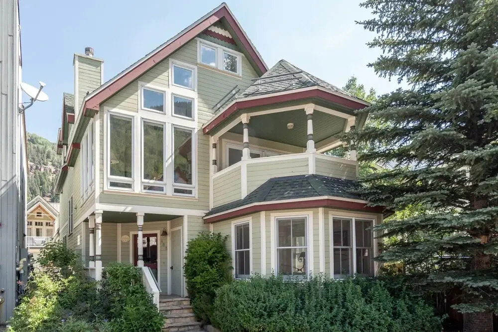 Legacy House - 4 Bedroom Home Mountain View - LLH 56943