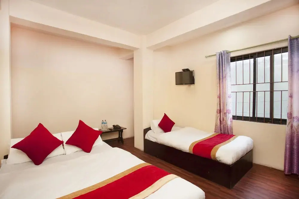 OYO 349 Hotel Classio Inn