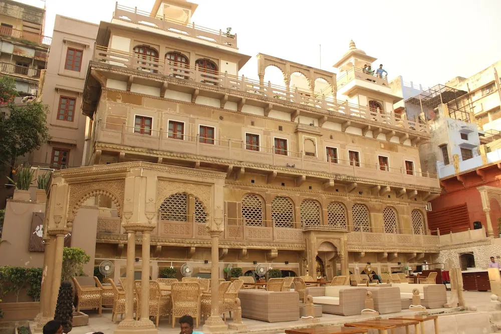 Guleria Kothi at Ganges