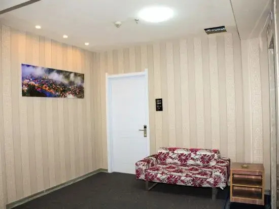 Ji'an Lanjue Business Hotel