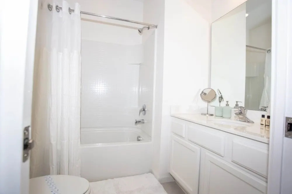 Huge Brand New Luxury 15 Bed Luxury Home! Home