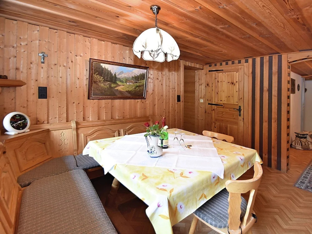 Paradisiacal Apartment in Wieden With Garden