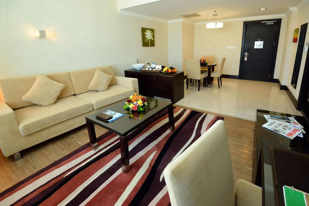 Holiday Villa Hotel & Residence City Centre Doha