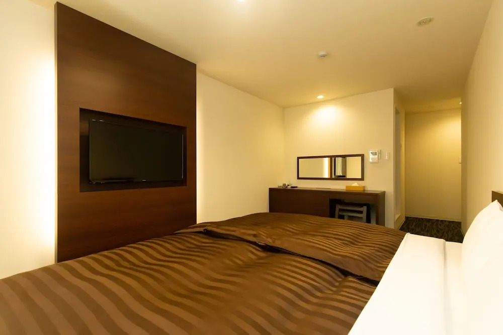 HOME INN KUJO KAWARAMACHI