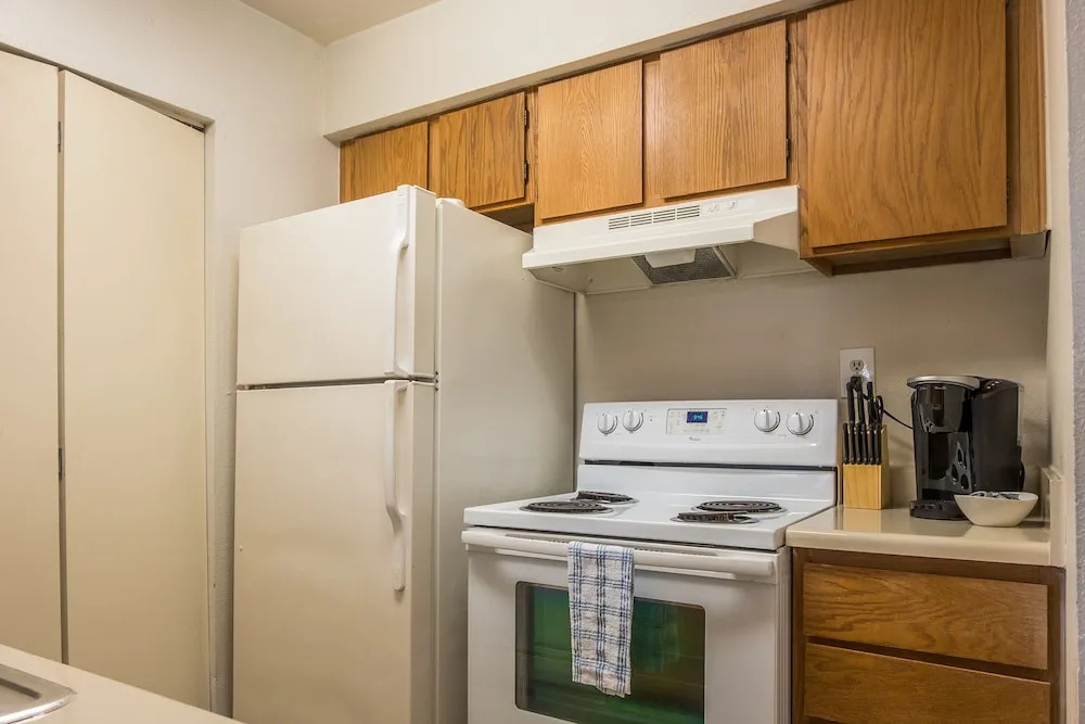 2 BR Apt in Windy Hill near beach by Frontdesk