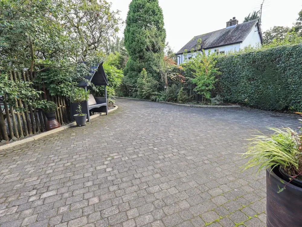 Stonegarth Mews