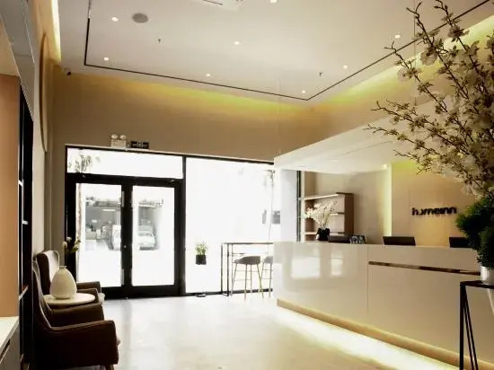 Homeinn · neo (Zhaoqing Seven Star Cave Paifang Xinghu International Plaza)
