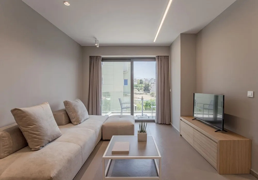 Noemie Luxury Suites