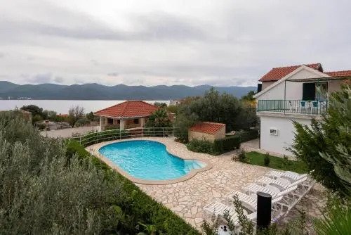 Villa AP