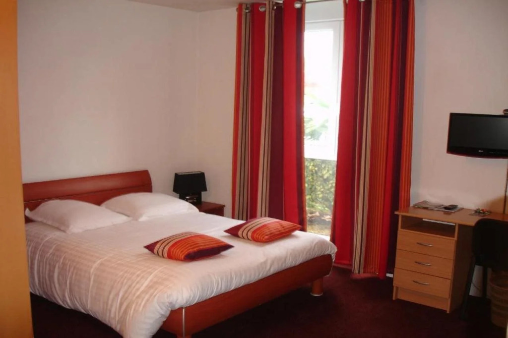Reix Hotel