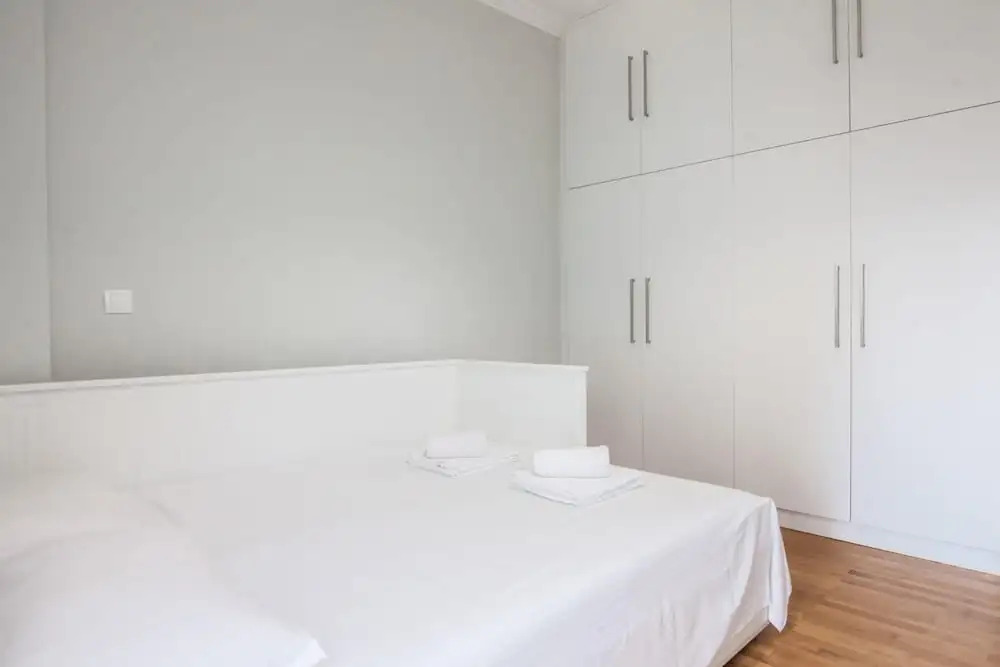Brand new apt in Zografou