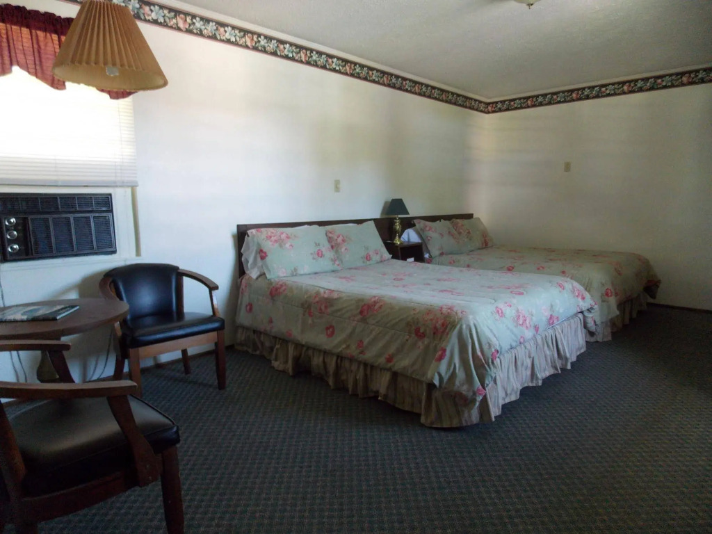 Clarketon Motel - Maggie Valley