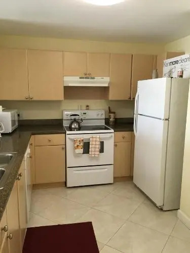 Shamrock Corporate Housing - Gables