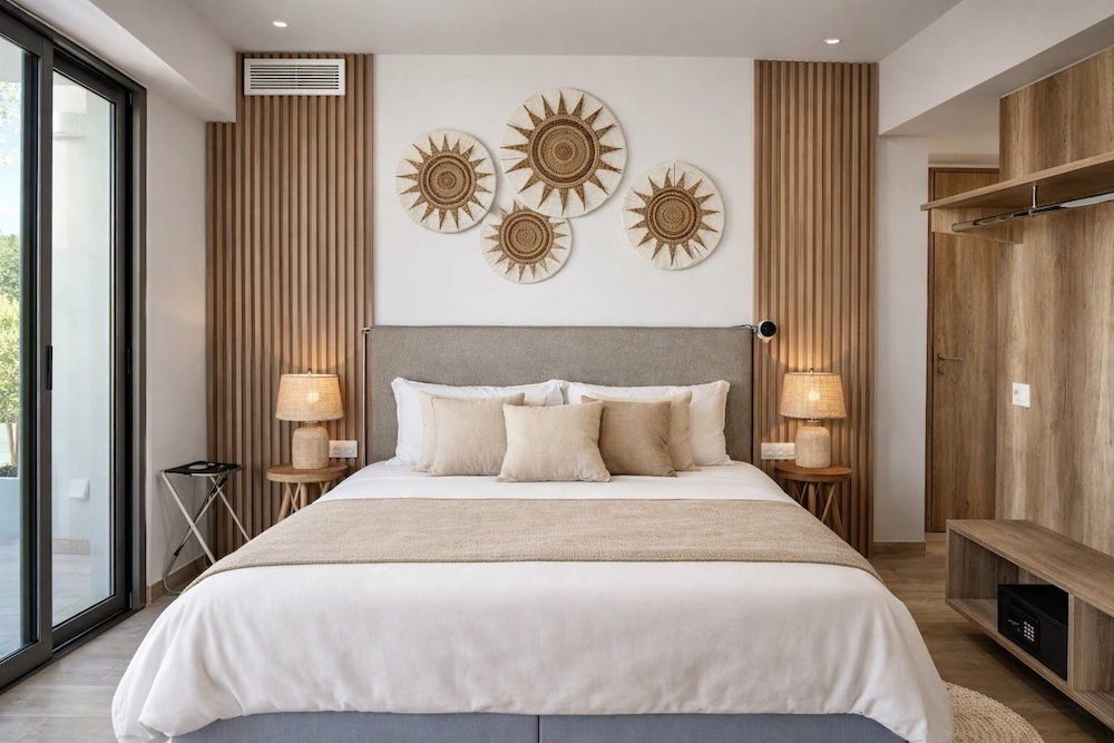 Oasis Luxury Suites