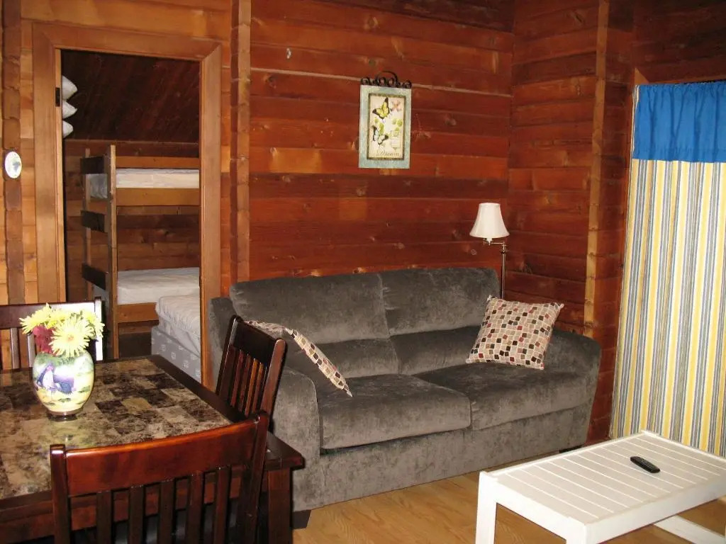 Forest Lake Camping Resort Cabin 18