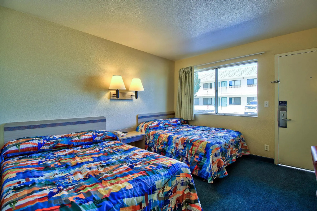 Knights Inn Sierra Vista / East Fry