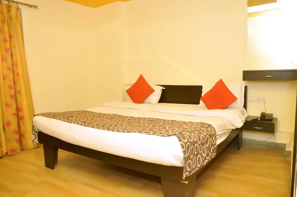 Ganpati Hotel