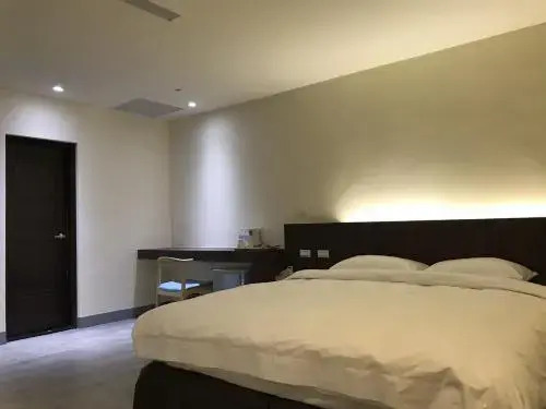 Dhs B&B