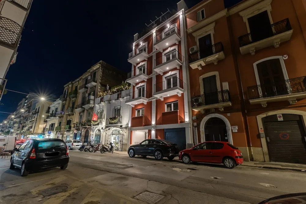 Palazzo Murat - Apartment With City View by Wonderful Italy