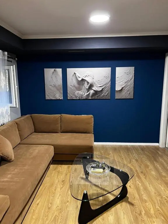 Genta apartment "21 Dhjetori"