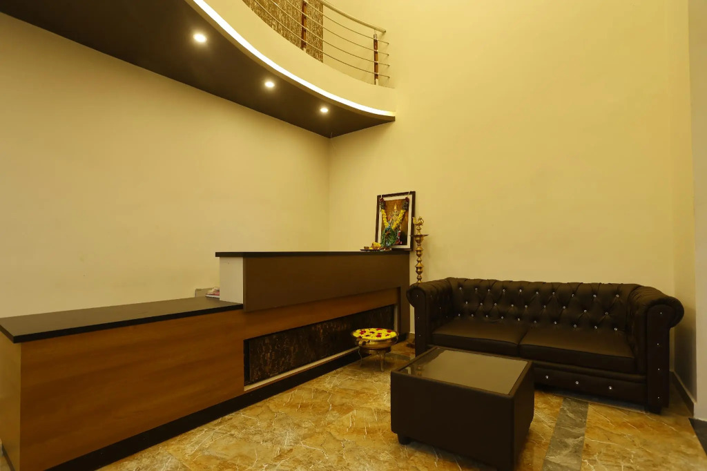Hotel Harish Palace