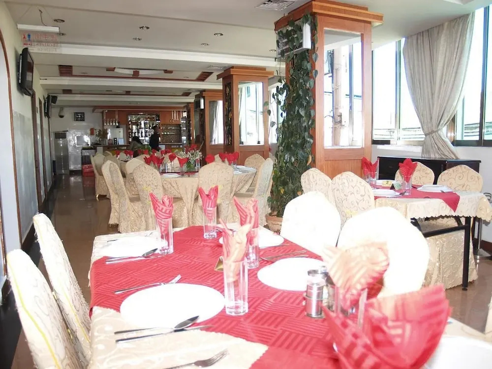 Evergreen Hotel
