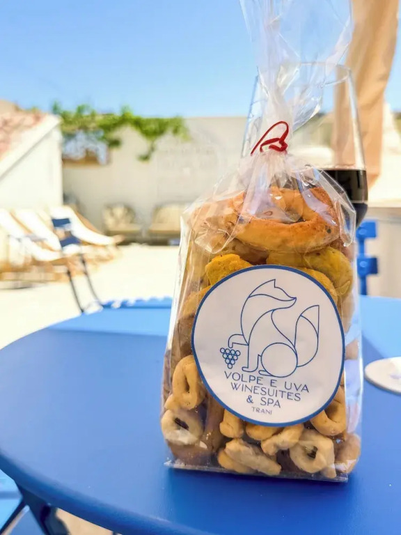 VOLPE E UVA Winesuites & Spa