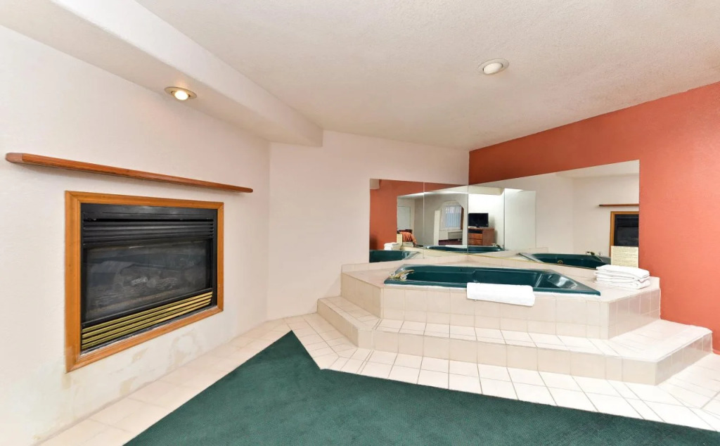 Travel Inn & Suite