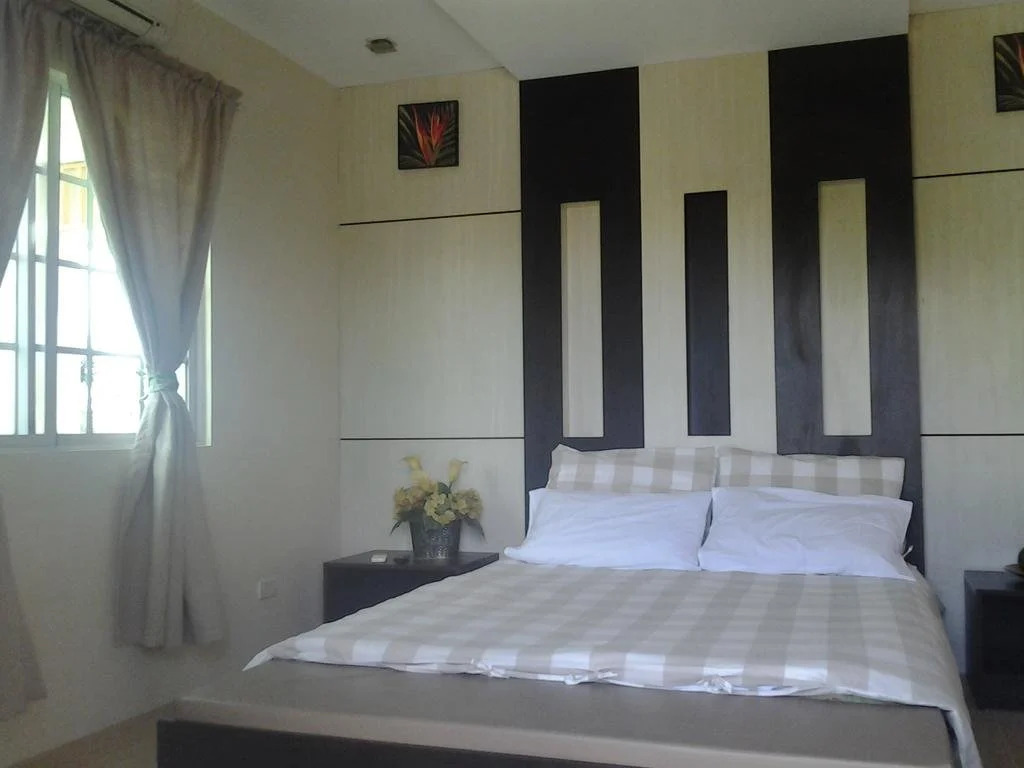 Sir Nico Guesthouse and Resort
