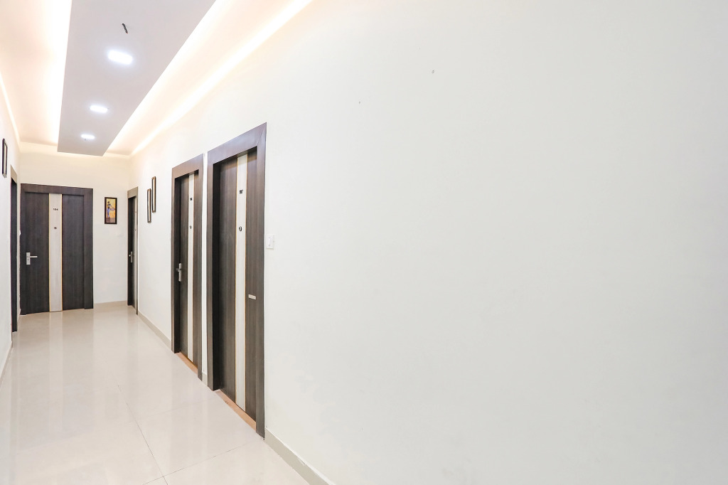 FabHotel Atharv Palace